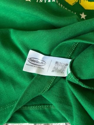 Top FakeGods Brasil talla XS con etiquetas