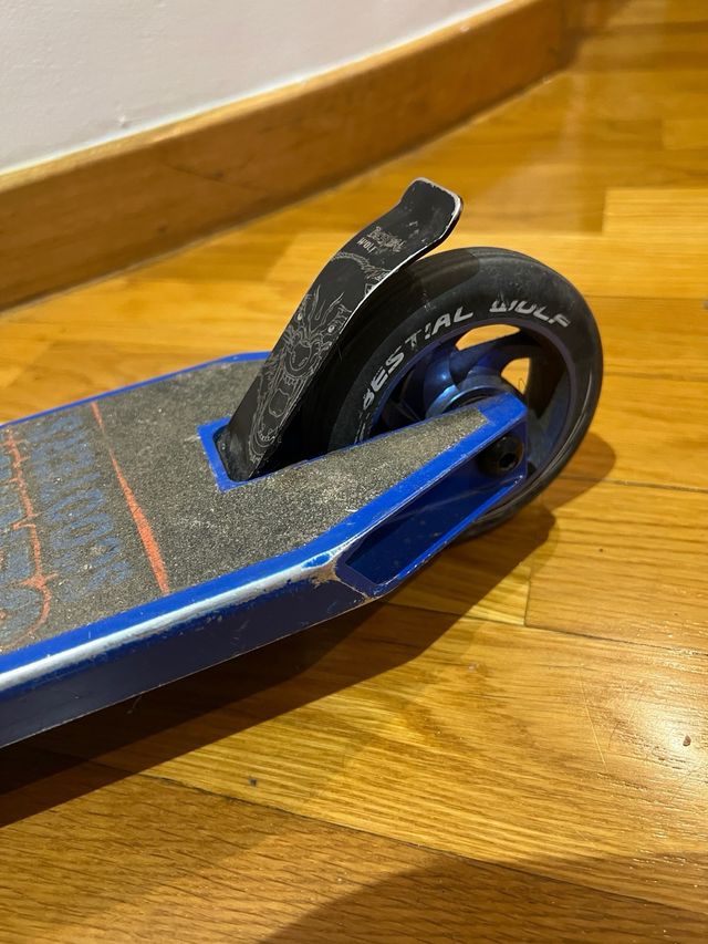 Scooter Bestial Wolf B10