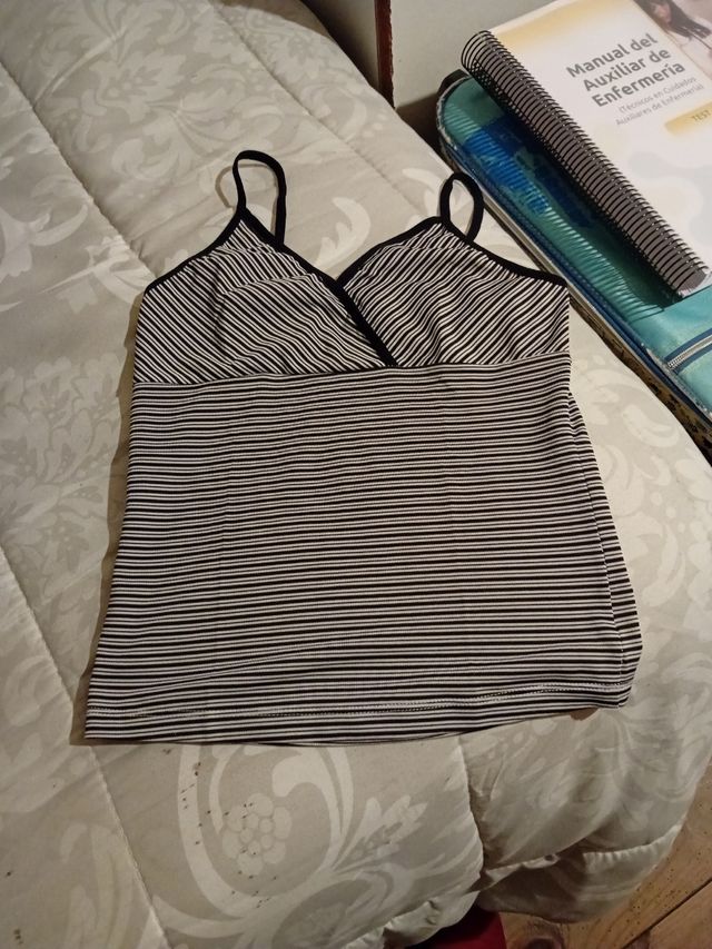 CAMISETA DE RAYAS NUEVA !!