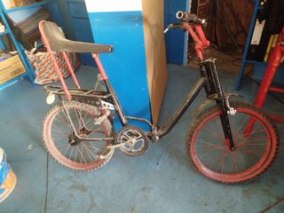 Bicicleta G.A.C para arreglar o restaura