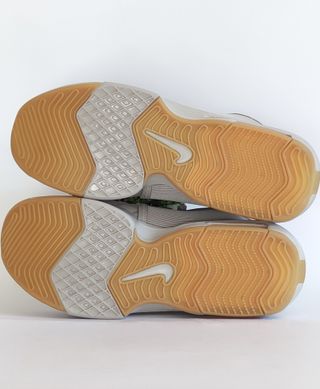 T42.5 - Nike Lebron Witness 8 - light iron ore