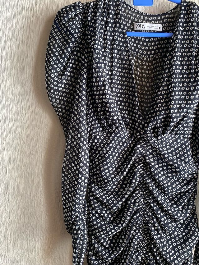 Vestido corto - zara