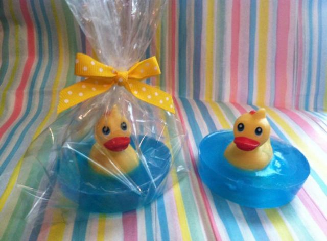 Patito goma en pastilla jabón 