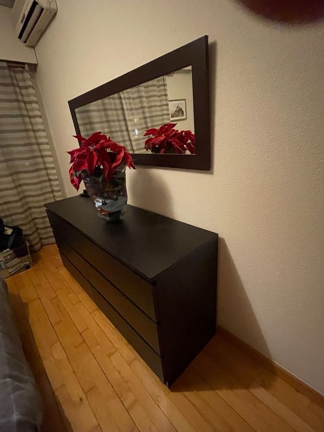 Comoda con cajones dormitorio wengue