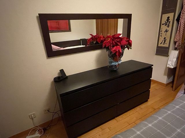 Comoda con cajones dormitorio wengue