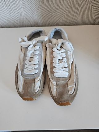 Zapatillas beig