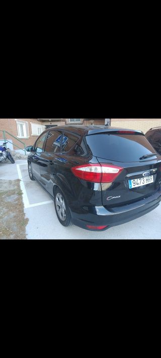 Ford C-MAX 2013. Urge venta
