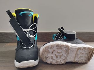 Tabla Burton con fijaciones y botas snow 33