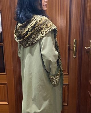 Gabardina con piel