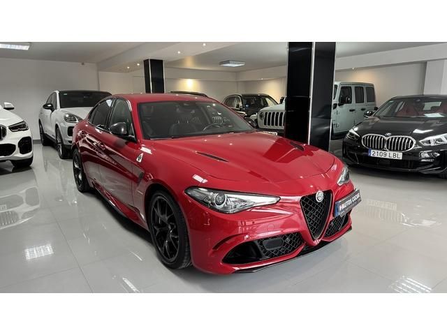Alfa Romeo Giulia 2.9T V6 Quadrifoglio AT 375 kW (510 CV)