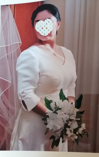 Vestido de novia con velo