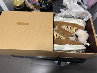 Botines MOU numero 39