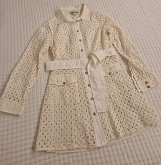 Vestido Bordados blanco Zara S