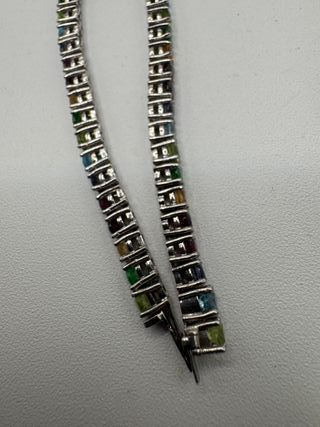 Pulsera riviere de oro de 18 kt con gemas