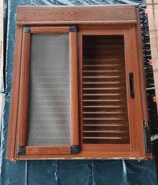 VENTANA DE ALUMNIO Y REJA POR SOLO 350 Euros