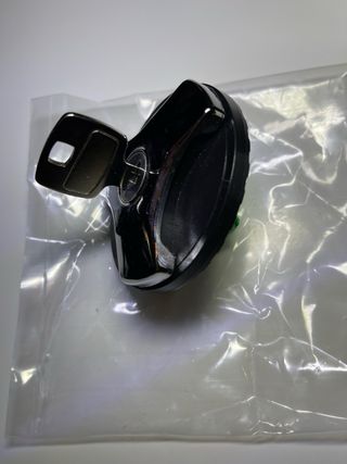 Tapa deposito gasolina / gasoil Bmw con llave 