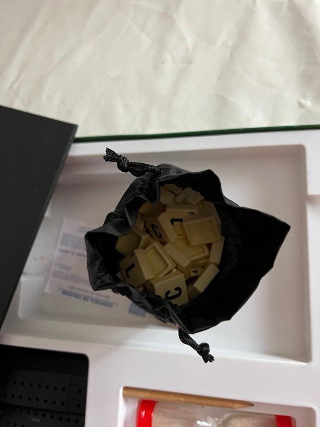 Jogo de tabuleiro de palavras cruzadas