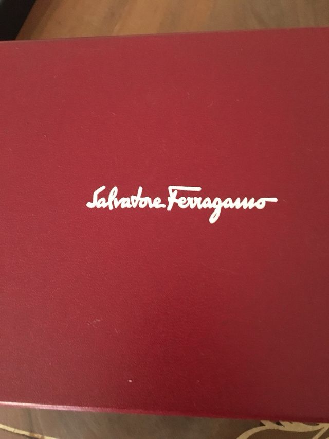 Reloj Salvatore Ferragamo joya