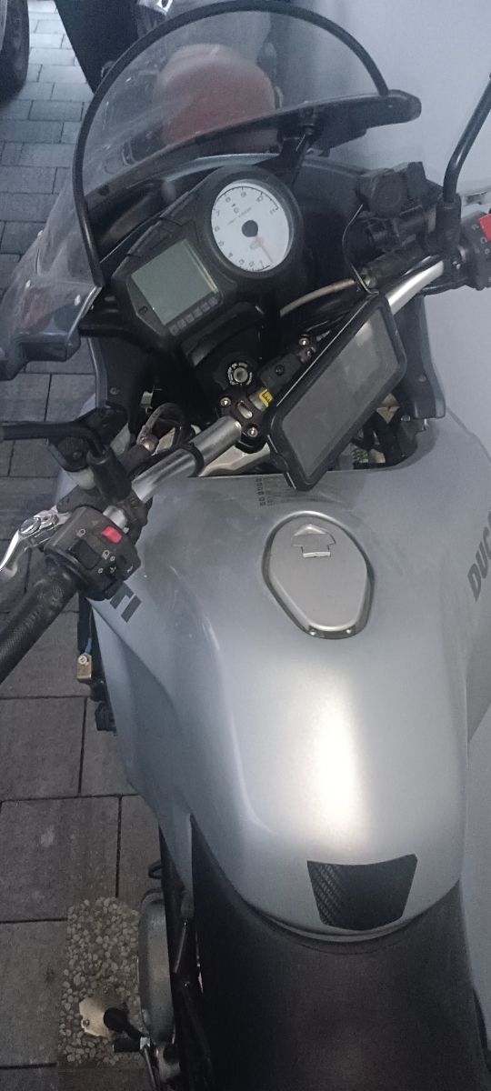 Ducati multistrada 1000 ds