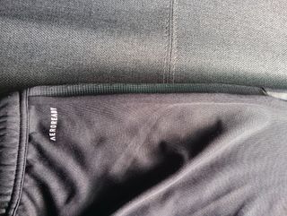 Pantalones Adidas como nuevos