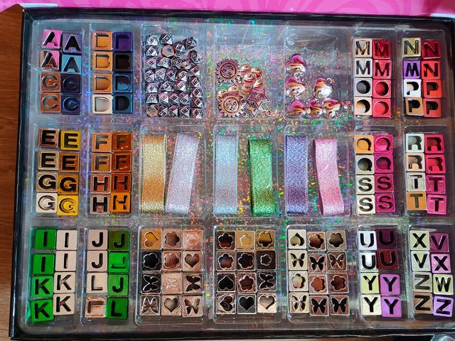 CREADOR DE PULSERAS Y COLLARES SIN ESTRENAR Nuevo