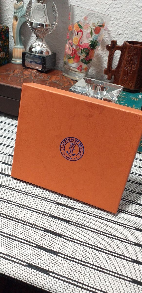 LA CARTUJA PORCELANA