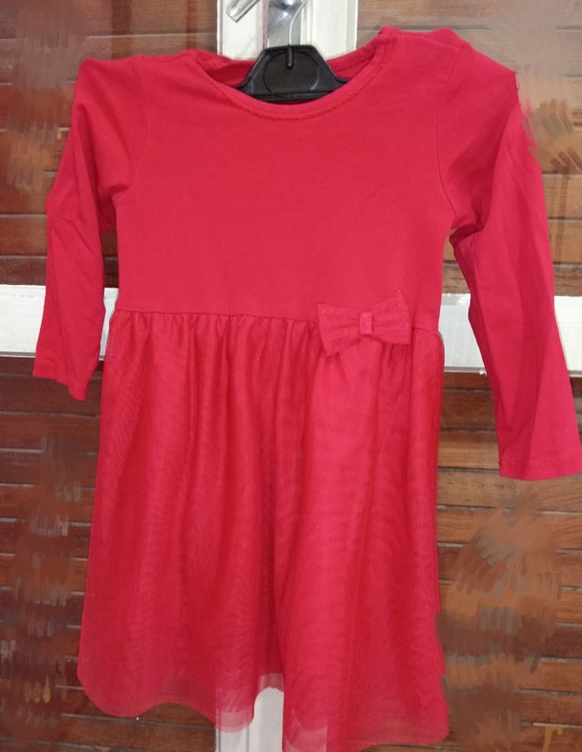 Vestito rosso con pelliccia bianca per bambina 