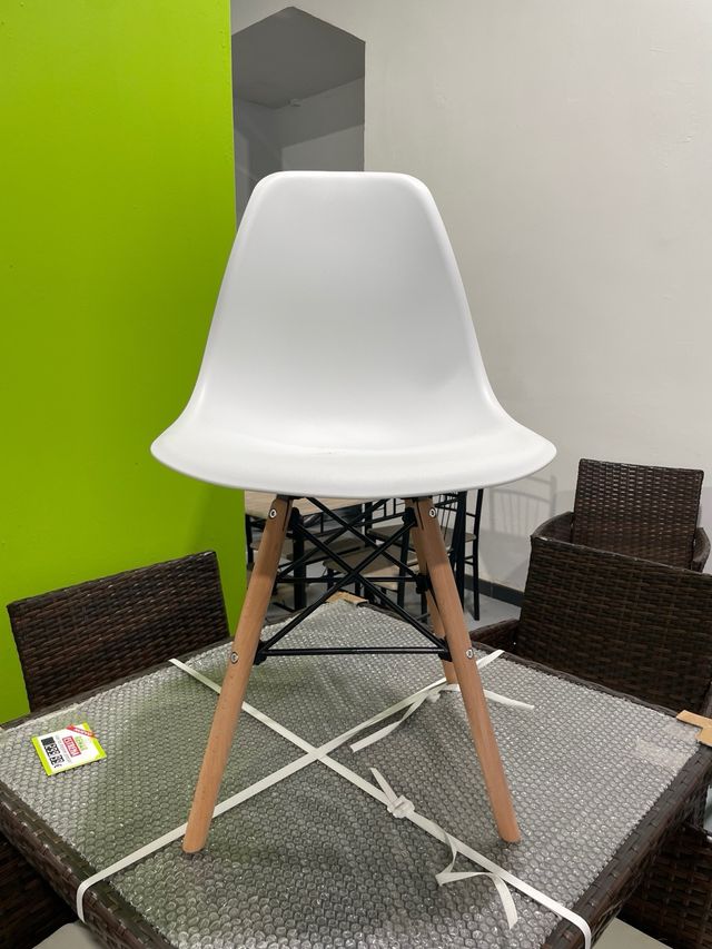 Pack 4  sillas nuevas