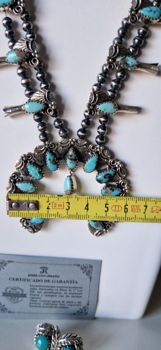 Magnífico collar de plata navajo 