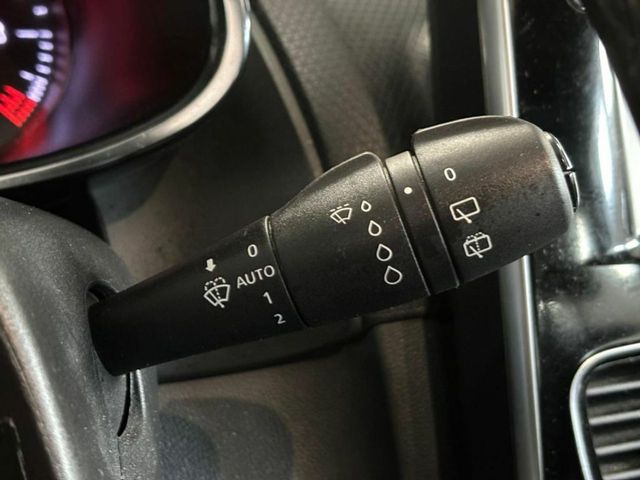 Renault Clio Zen TCe 66kW (90CV) -18