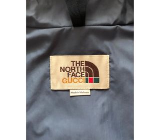 Chaqueta Gucci x the north face ,talla S