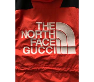 Chaqueta Gucci x the north face ,talla S