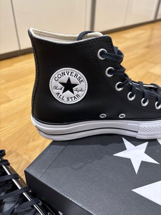 Bambas botas Converse de piel 38 muy buen estado
