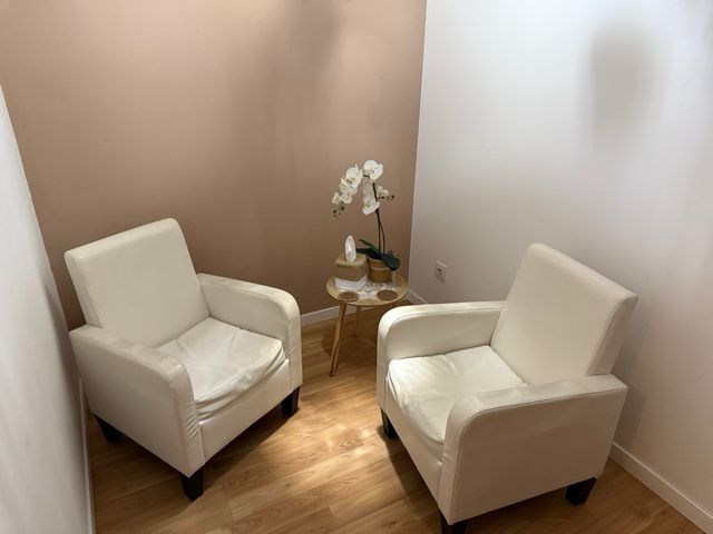 2 butacas sillones polipiel blanco