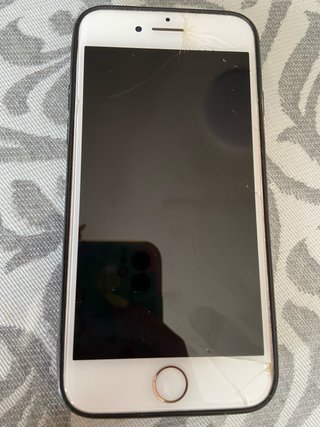 IPHONE 8