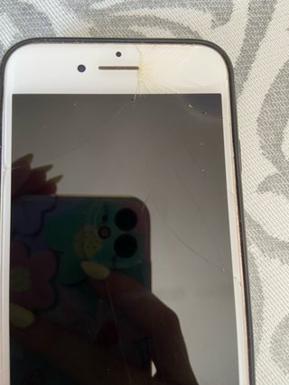 IPHONE 8