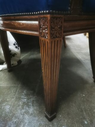 Nos quedan 8 sillas. Comedor.