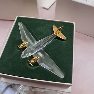 Swarovski memories journey aereo plane