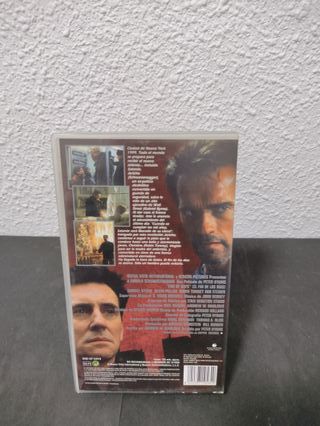 VHS El Fin de los dias Arnold Schwarzenegger