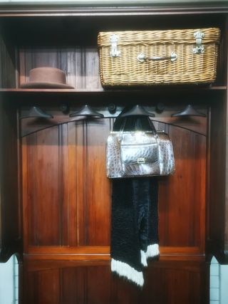 Mueble entrada. Antiguo.