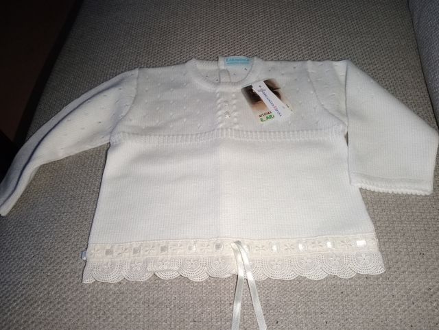 Traje 2 piezas punto bebe. Nuevo 100% Dralon