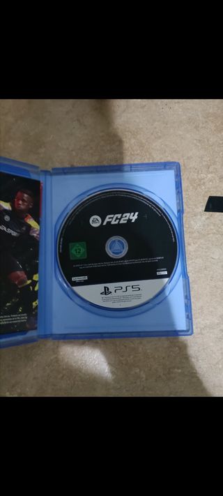 Juegos pley 5 fifa24