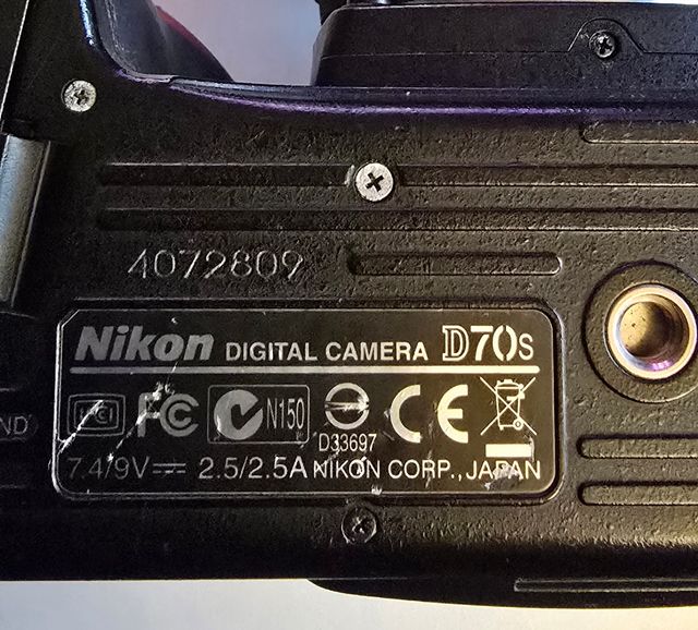 Nikon digital cámara d70S