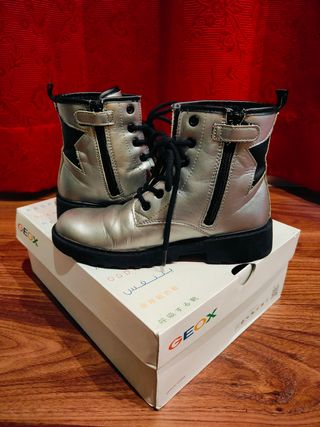 Botins Prateados Geox EU33