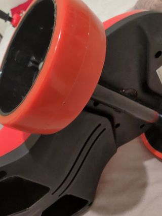 Patinete triciclo eléctrico Canyon para niños