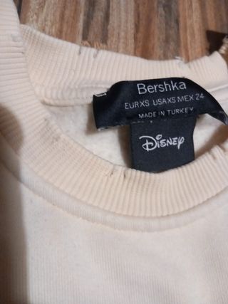 Sudadera Chip Bershka. Talla XS