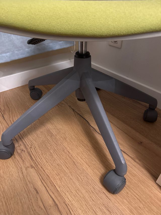 Silla de ruedas escritorio