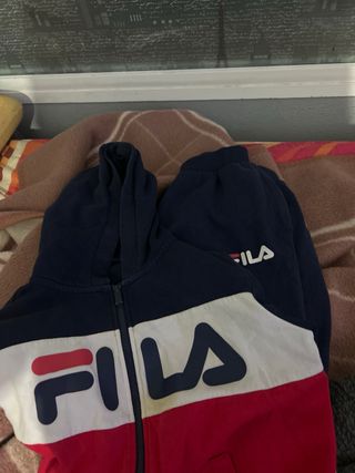 Chandal fila de niño