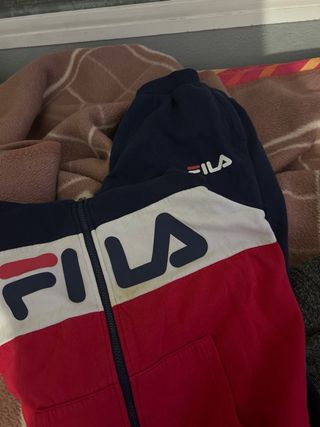 Chandal fila de niño