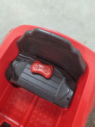 Coche de bateria feber